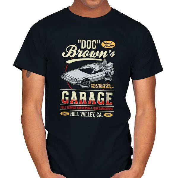 DOC BROWN'S GARAGE - by rbucchioni